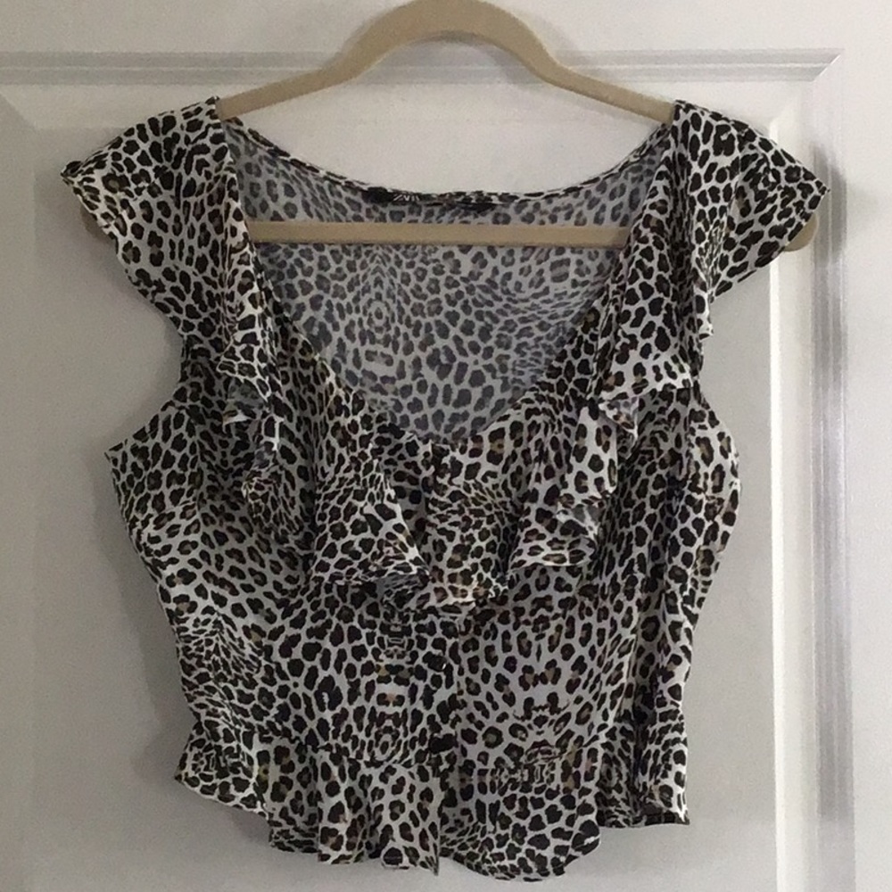 Cheetah Print Ruffle Crop Top